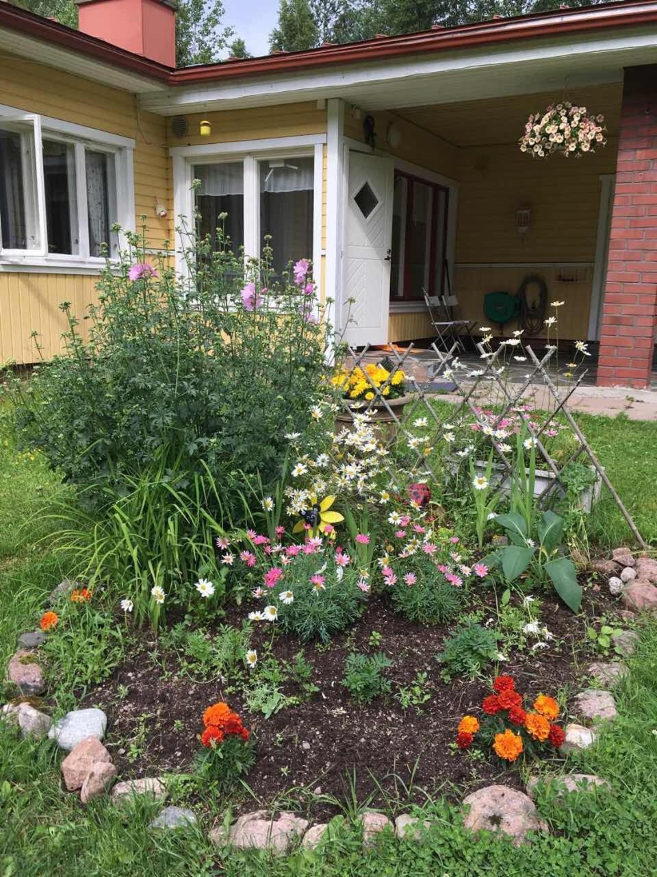 Pyhtaeae Garden Villa Pyhtaa Exteriér fotografie