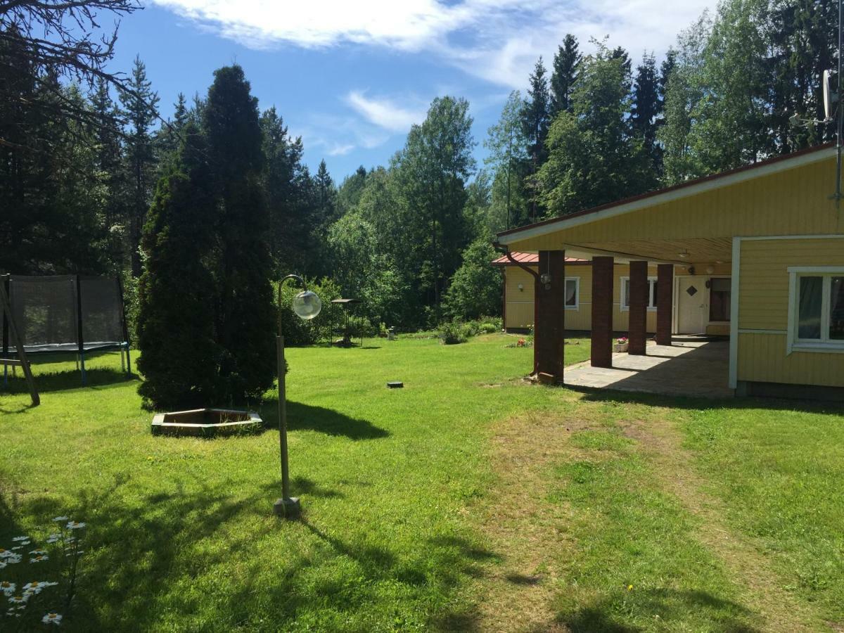 Pyhtaeae Garden Villa Pyhtaa Exteriér fotografie